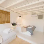 Willa Poppy Mykonos *