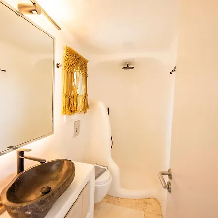 Poppy Mykonos Áno Merá