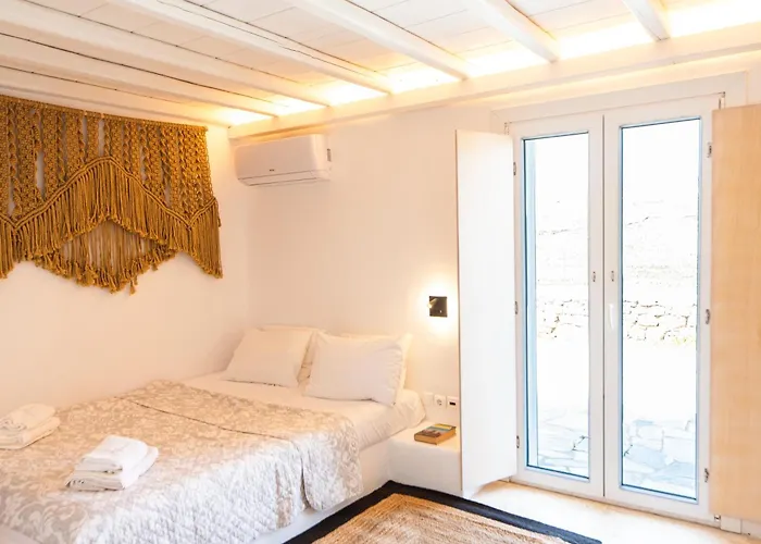 Poppy Mykonos * Άνω Μερά