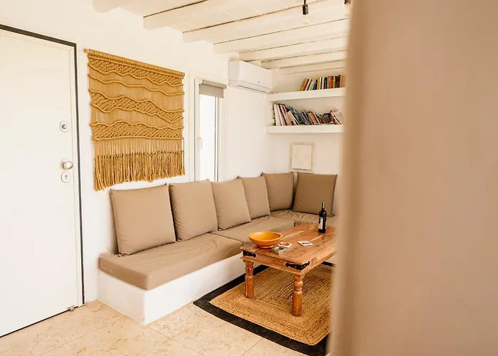 Poppy Mykonos